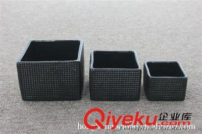 陶瓷工厂批发 西式 日式 中温陶瓷 浮雕方格 蜡烛碟 蜡烛器皿-潮安县凤塘镇鸿晖陶瓷厂提供陶瓷工厂批发 西式 日式 中温陶瓷 浮雕方格 蜡烛碟 蜡烛器皿的相关介绍、产品、服务、图片、价格潮安县凤塘镇鸿晖陶瓷厂、园林花盆;时尚简约花盆;陶瓷工艺品;日用陶瓷;灌蜡烛陶瓷;陶瓷迷你小花盆