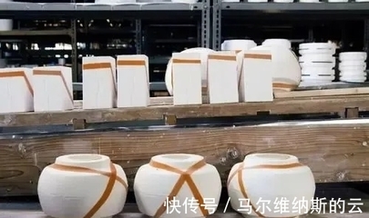 成为一名陶瓷设计师需要具备哪些基本技能?